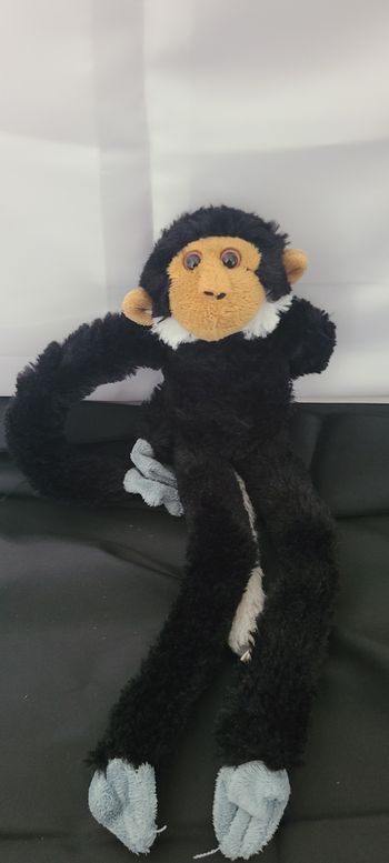 Peluche singe araignée à suspendre 18" Aurore World rembourrée mains jointes singe gibbon