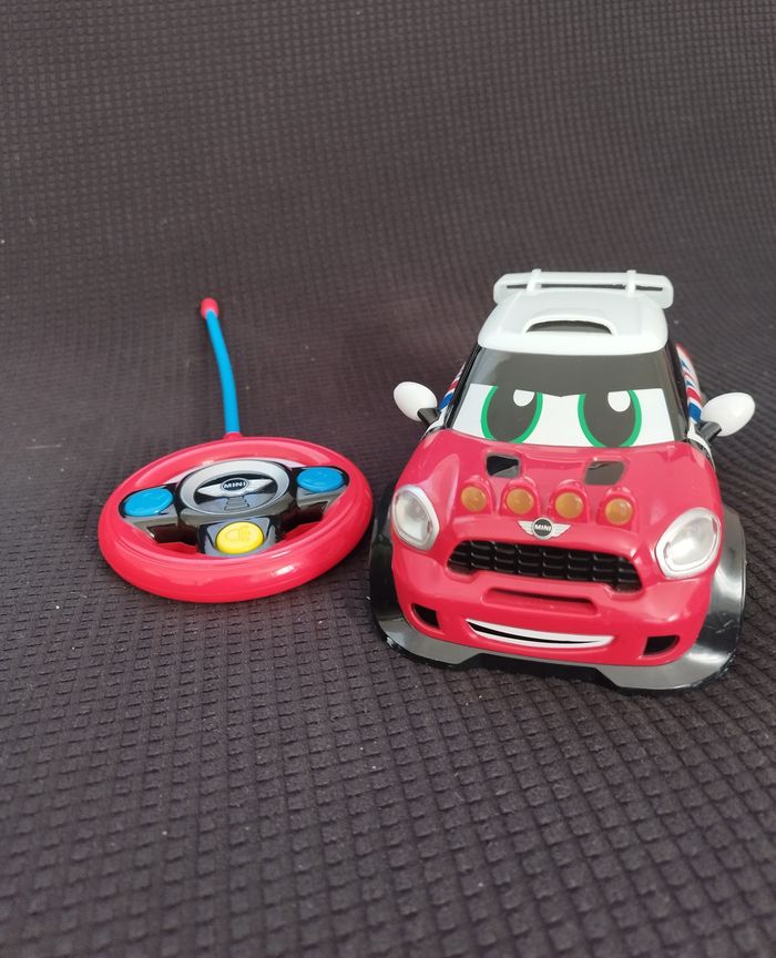 Voiture télécommandée jouet rouge blanc – Modèle Mini