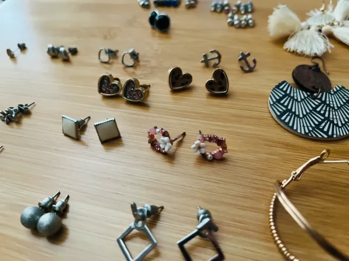 Lot de boucles d’oreilles et piercings - photo numéro 9