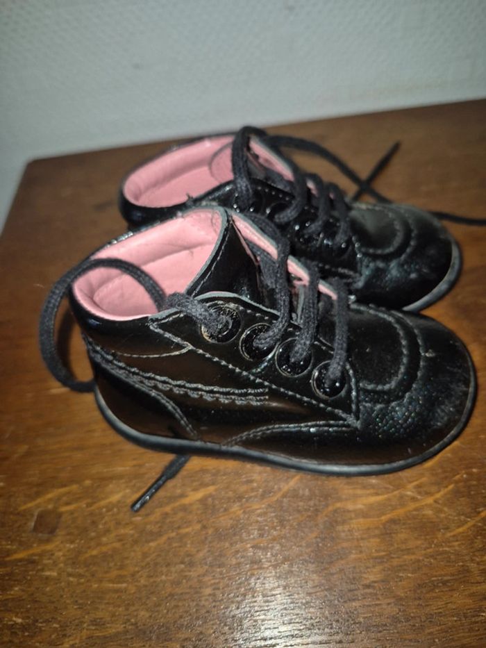 Kickers vernis noir - photo numéro 3