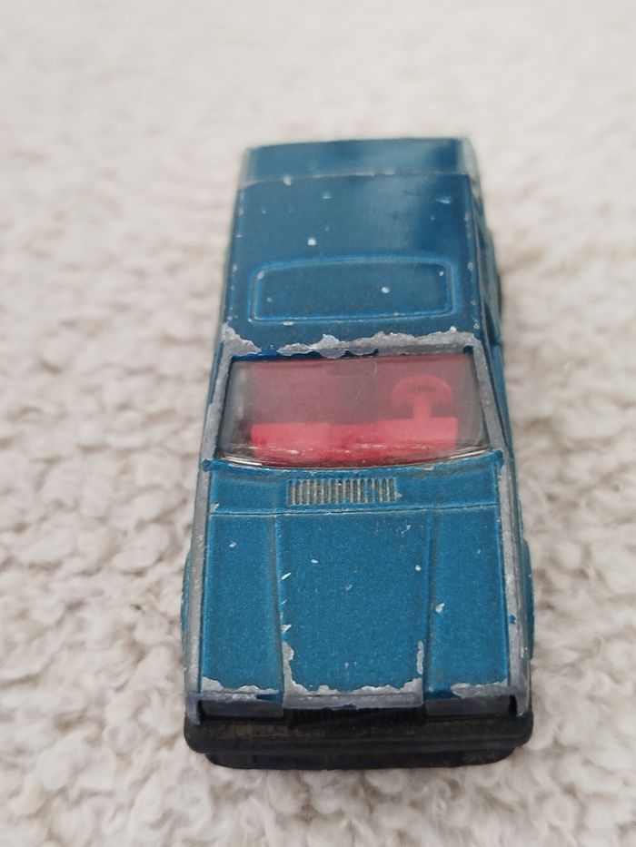 Voiture Majorette Volvo 760 - photo numéro 5