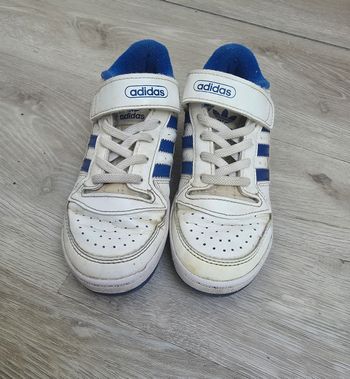 Basket Adidas pointure 31