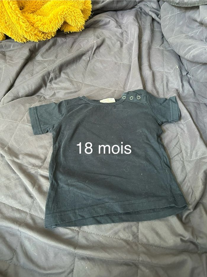 T-shirt bleu marine