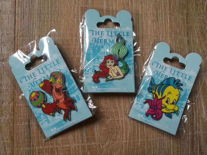 Lot pin's (pin trading) la petite sirène Disneyland paris