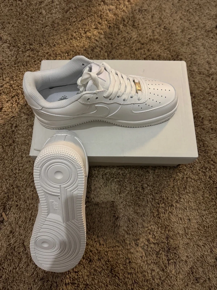 Nike Air Force 1 Low '07 Blanc 42 - photo numéro 4