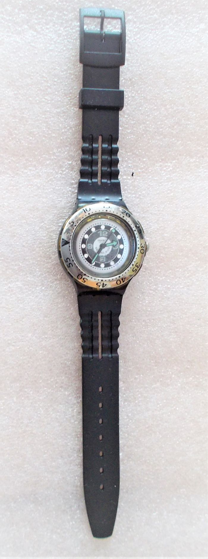 Montre SWATCH Collecteur "Newcomer" - photo numéro 2