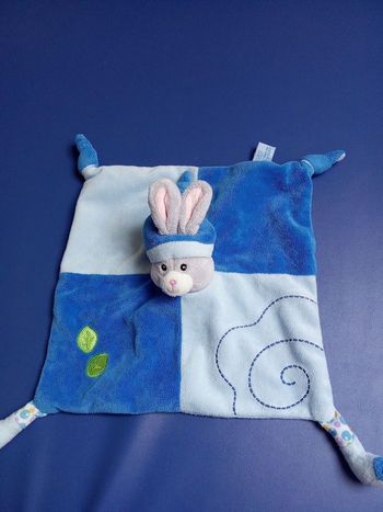 Doudou carré mouchoir bébé garçon marque gipsy bleu, broderie