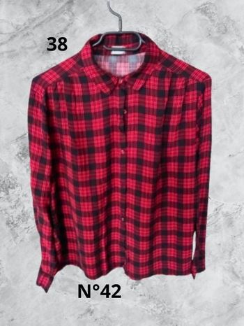 N°42 Chemise rouge/noir T38. Pimkie.