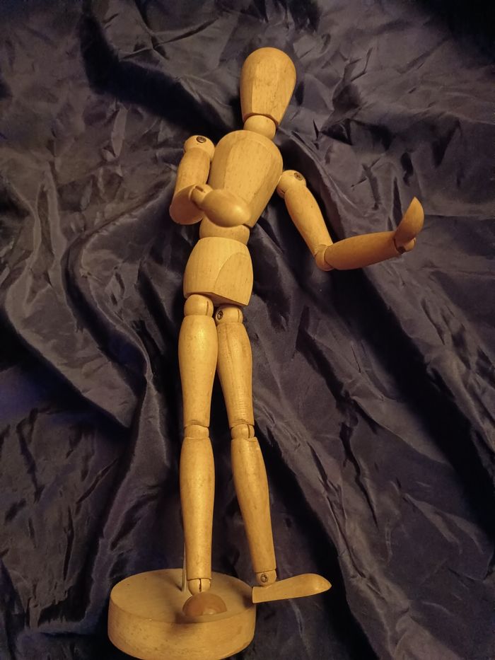 Mannequin articulé en bois dessin