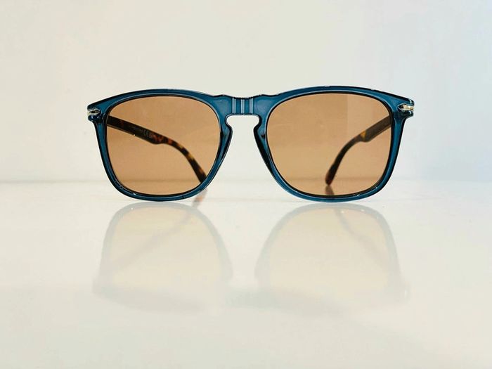 Lunette de soleil mixte bleu verres marron uvprotection catégorie 2 - photo numéro 3