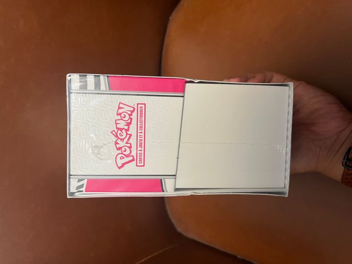 Pokémon - ETB Flamme Blanche EV 10.5 - photo numéro 6