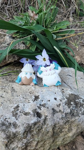 Super figurine Pokemon Nintendo finger puppet évolution blizzi Blizzaroi 