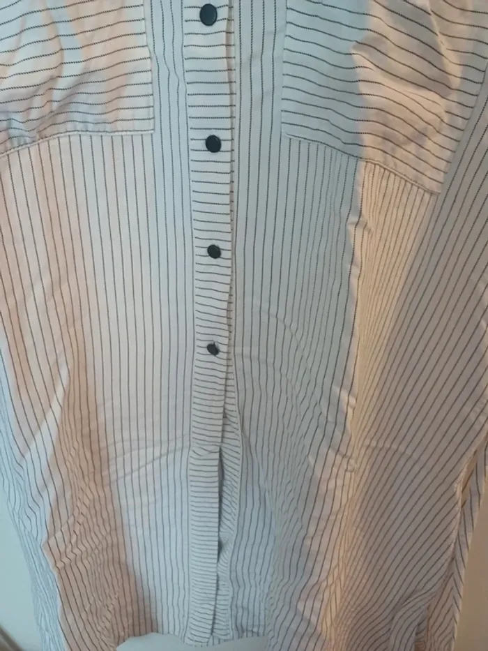 Robe chemise longue Zara blanche rayee - photo numéro 3
