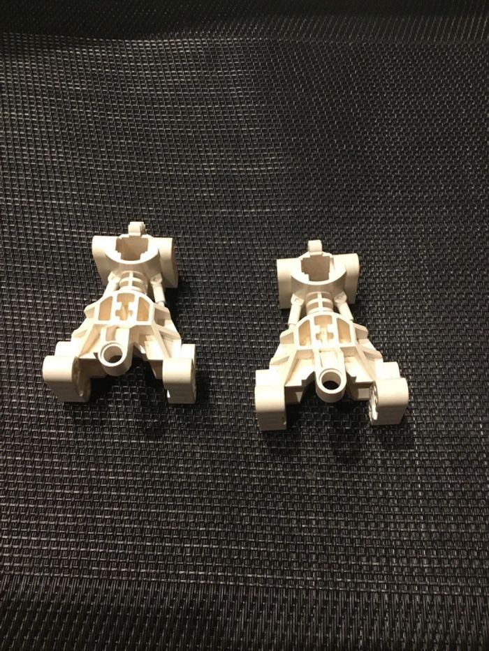 Lego Bionicle lot 2 corps torses blancs pièces détachées - photo numéro 6