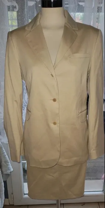 Tailleur jupe et veste 38/40