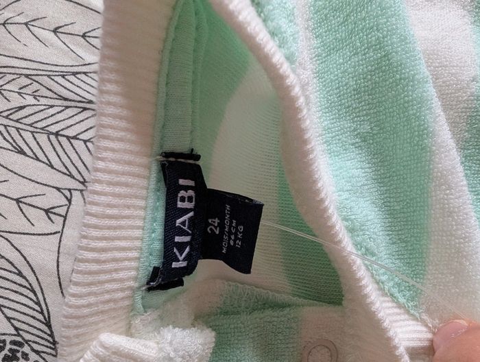 Combishort éponge Kiabi 24 mois neuve - photo numéro 3