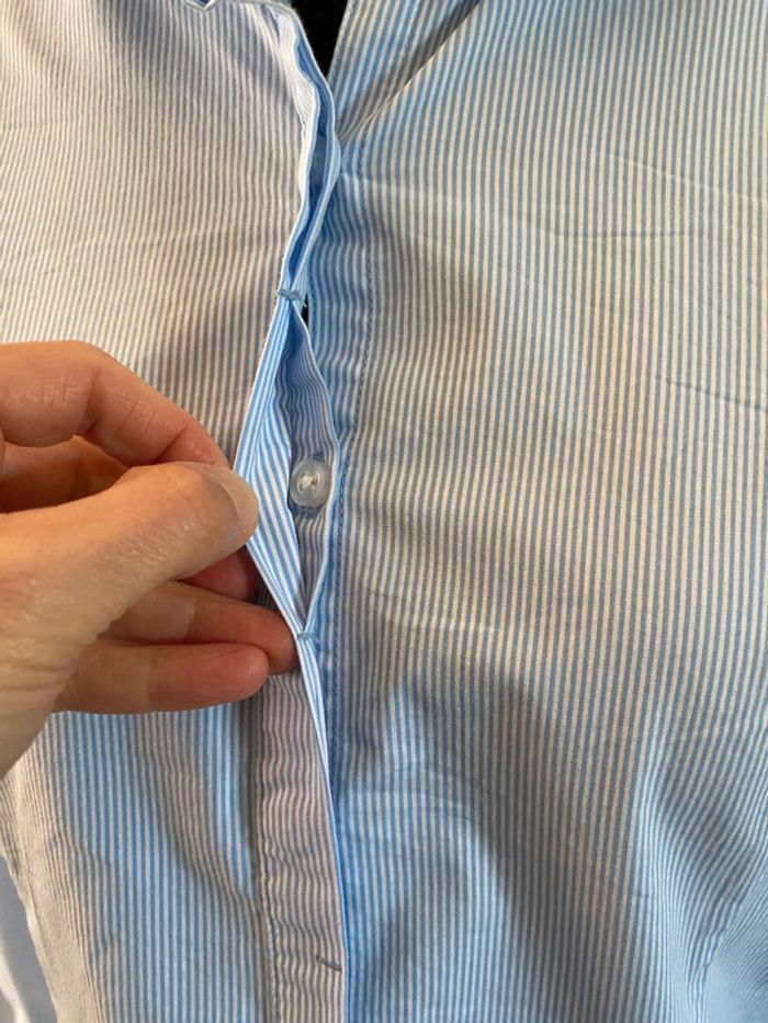 Chemise Kiabi blanche et bleue à rayures taille 40 - photo numéro 3