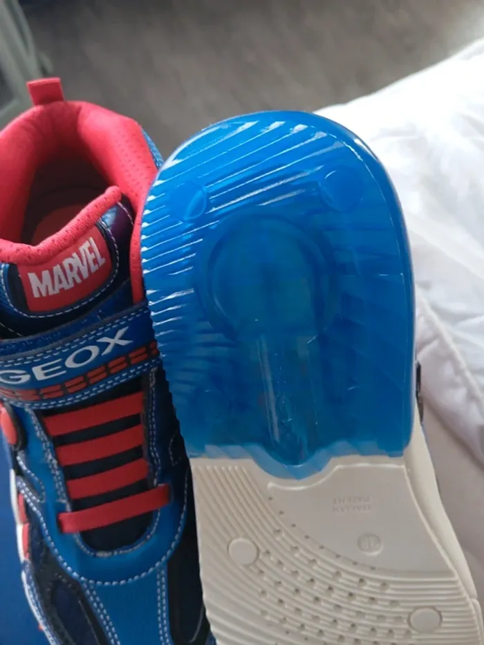 Baskets Geox Marvel spiderman taille 38 - photo numéro 5