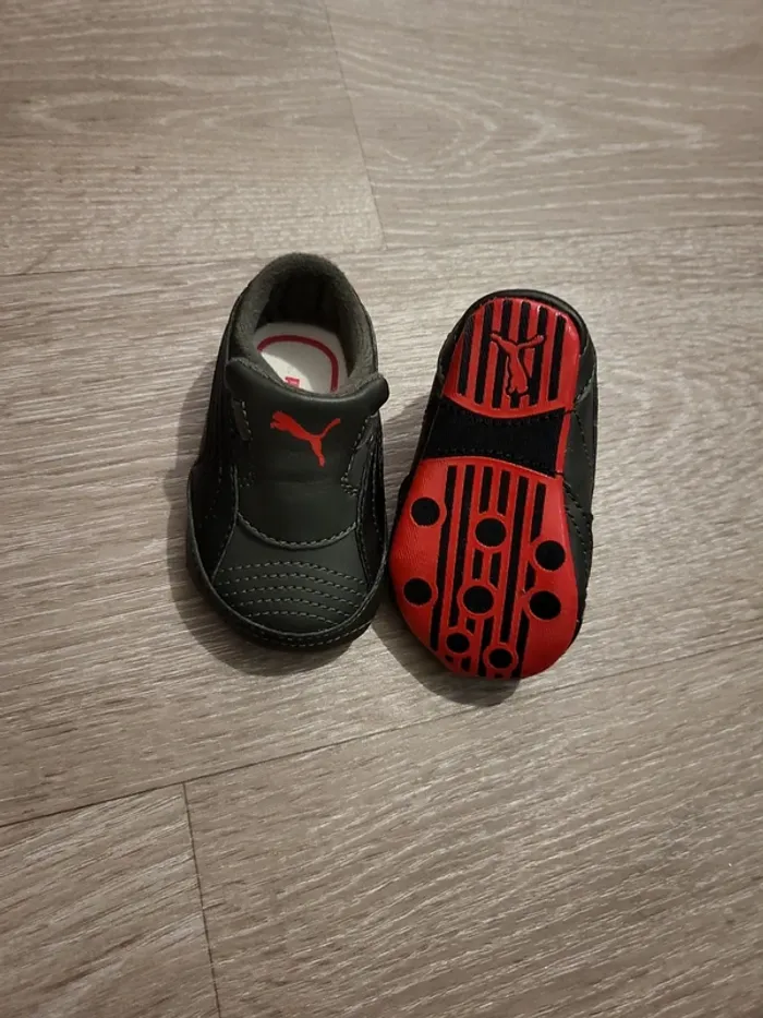 Basket puma taille 17 - photo numéro 2