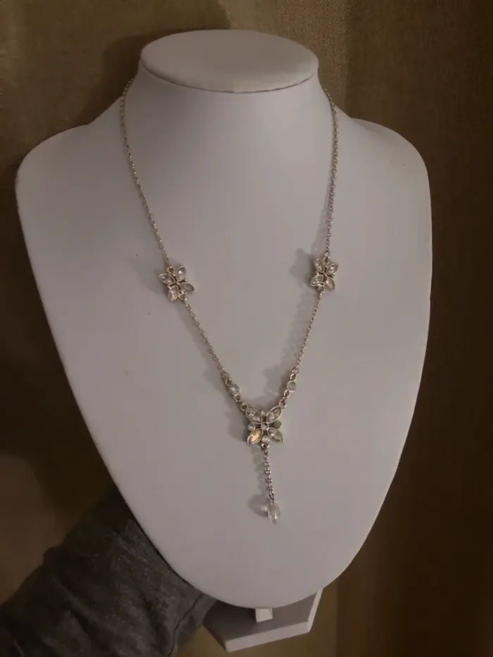 Collier à strass