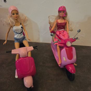 Scooter barbie