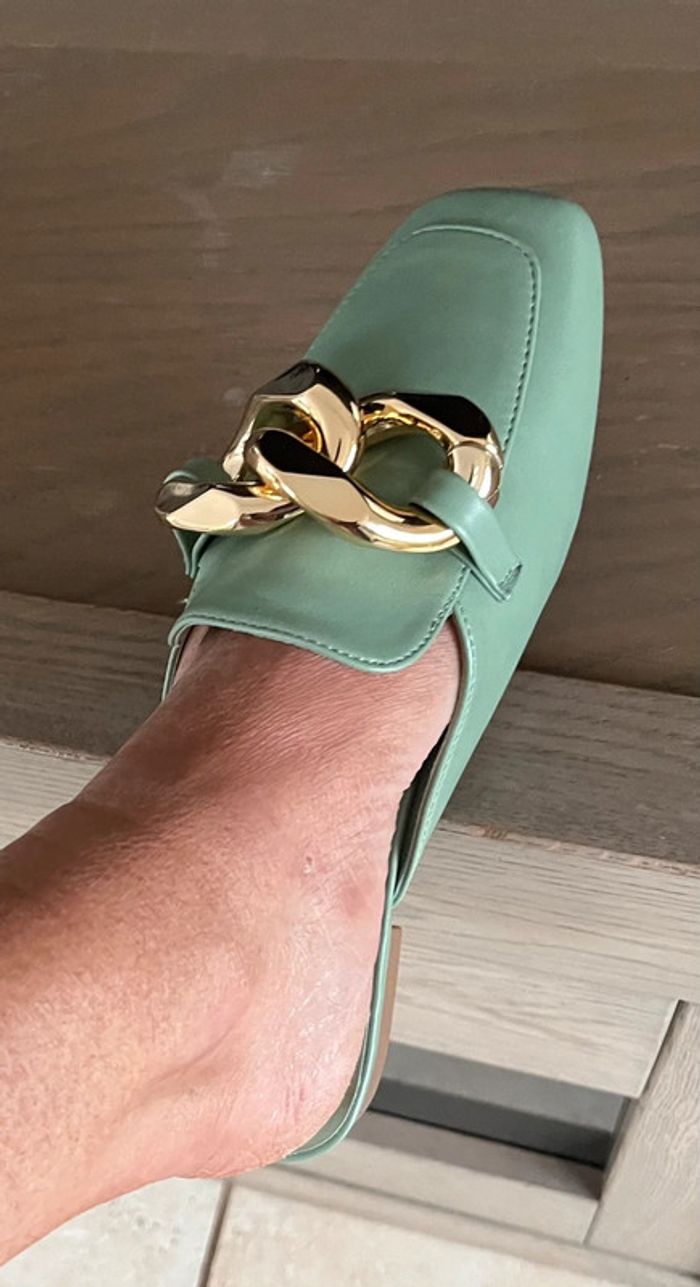 Prima donna collection sabots ou mules talon plat joli vert amende pointure 38 impec - photo numéro 2