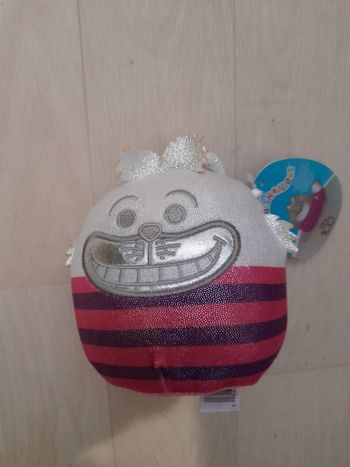 Peluche disney le chat alice au pays des merveilles