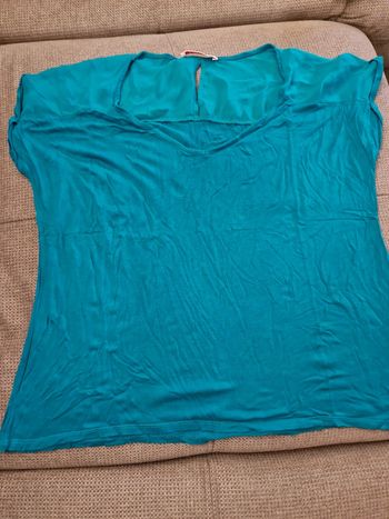 Tee shirt