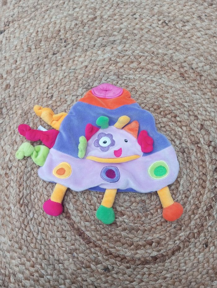 Doudou soucoupe