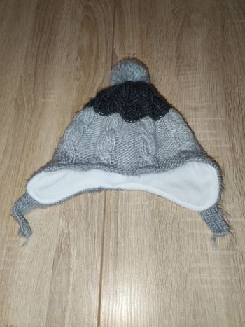 Bonnet gris noir 6/12mois
