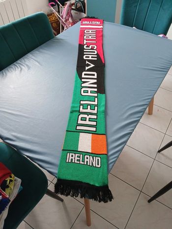 Écharpe foot match irelande Autriche