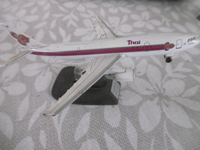 lot collection de 6 avions en métal - photo numéro 5