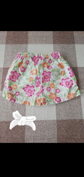 Short à fleurs multicolores 24 mois