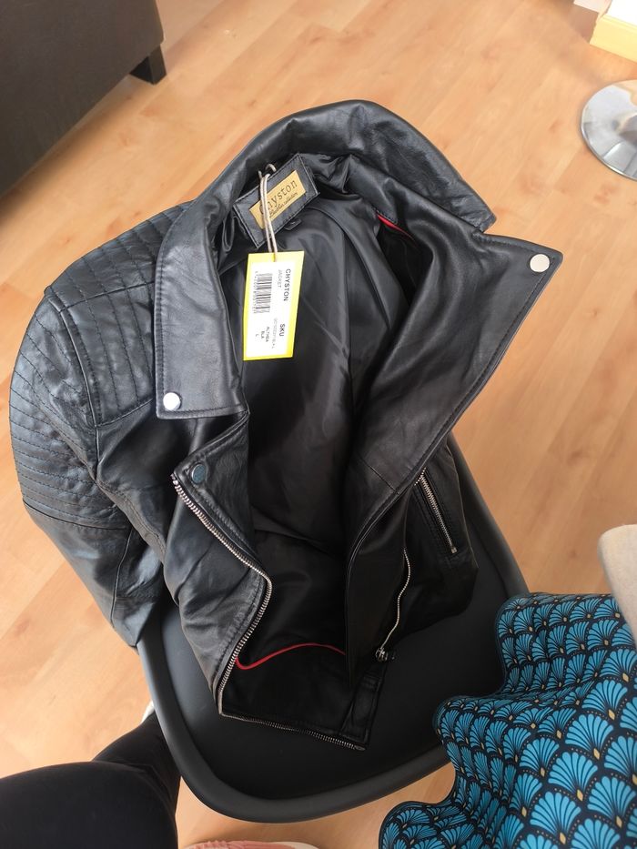Veste cuir - photo numéro 1