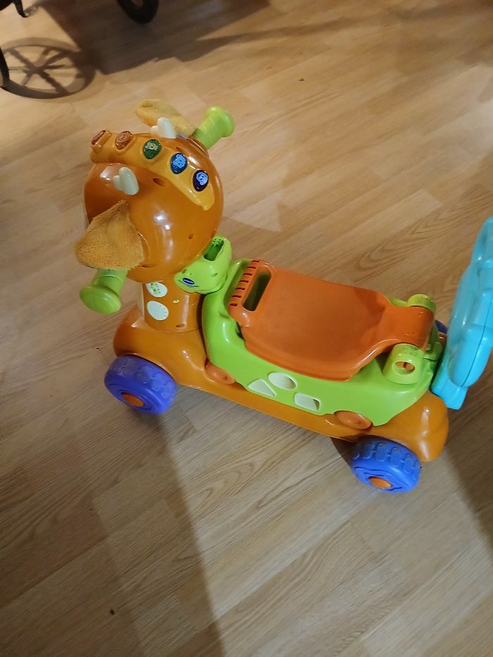 Trotteur porteur - photo numéro 7