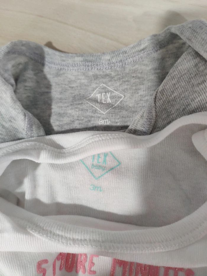 Lot de 2 body pailletés Just 5 more minutes 3 mois - photo numéro 5