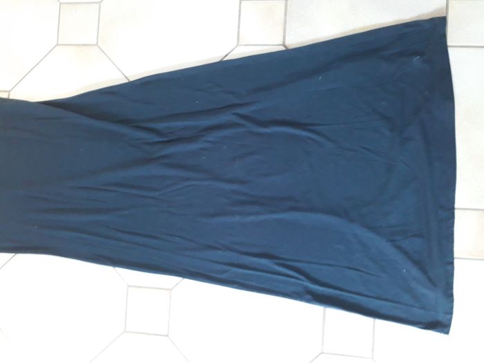 Robe longue bleu marine Kiabi taille 38-40 - photo numéro 4