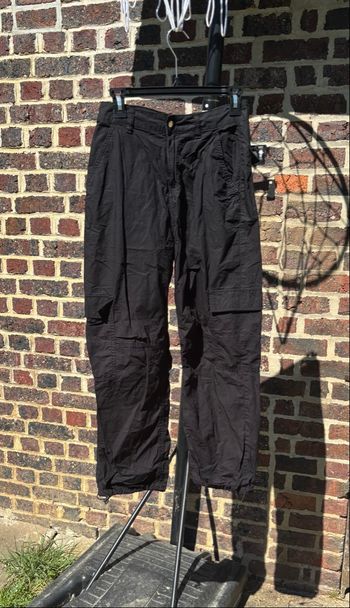 🖤 Pantalon cargo noir Jennyfer – Taille 34