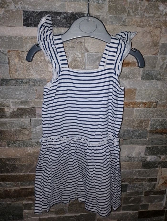 Lot robe 3 ans - photo numéro 3