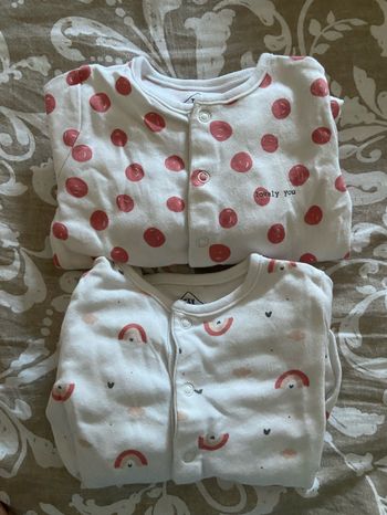 Lot pyjamas 0-1 mois