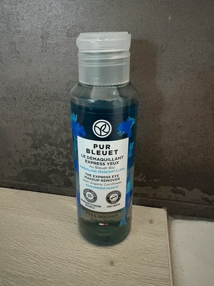 Le Démaquillant Express Yeux pur bleuet Yves rocher neuf