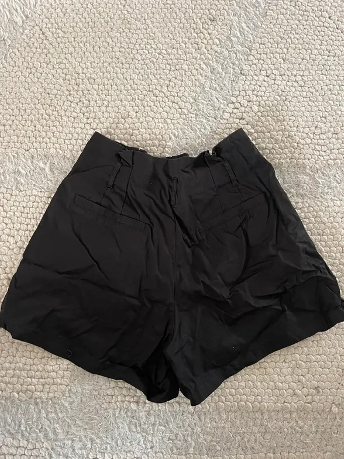 Short Calie Paris - photo numéro 2