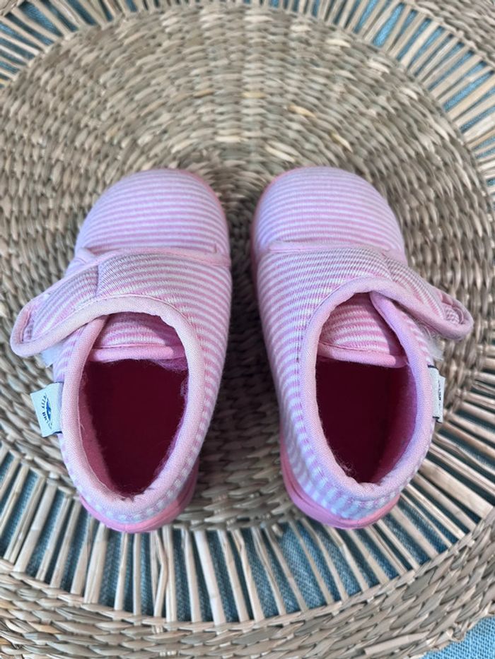 Pantoufles taille 21 petit bateau - photo numéro 6