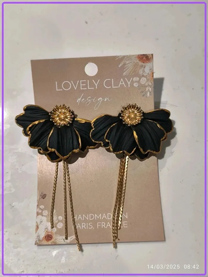 Boucles d'oreilles Fleur Noir - photo numéro 2