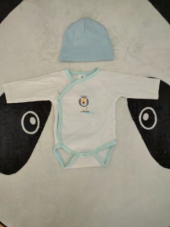 Ensemble bodies bébé garçon+ 1 Bonnet taille 3 mois