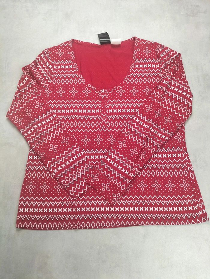 Ensemble pyjama H&M rouge motifs nordiques – Taille XL - photo numéro 3