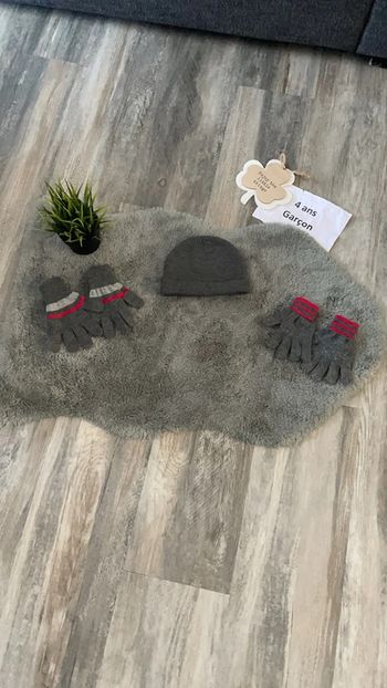 Bonnet + paire de gant taille unique
