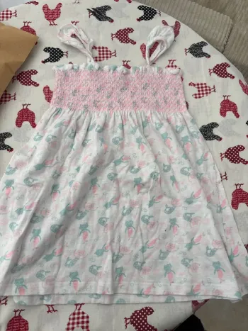 Robe fille, 243