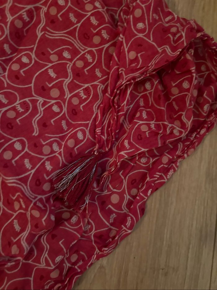 Foulard carré - photo numéro 4