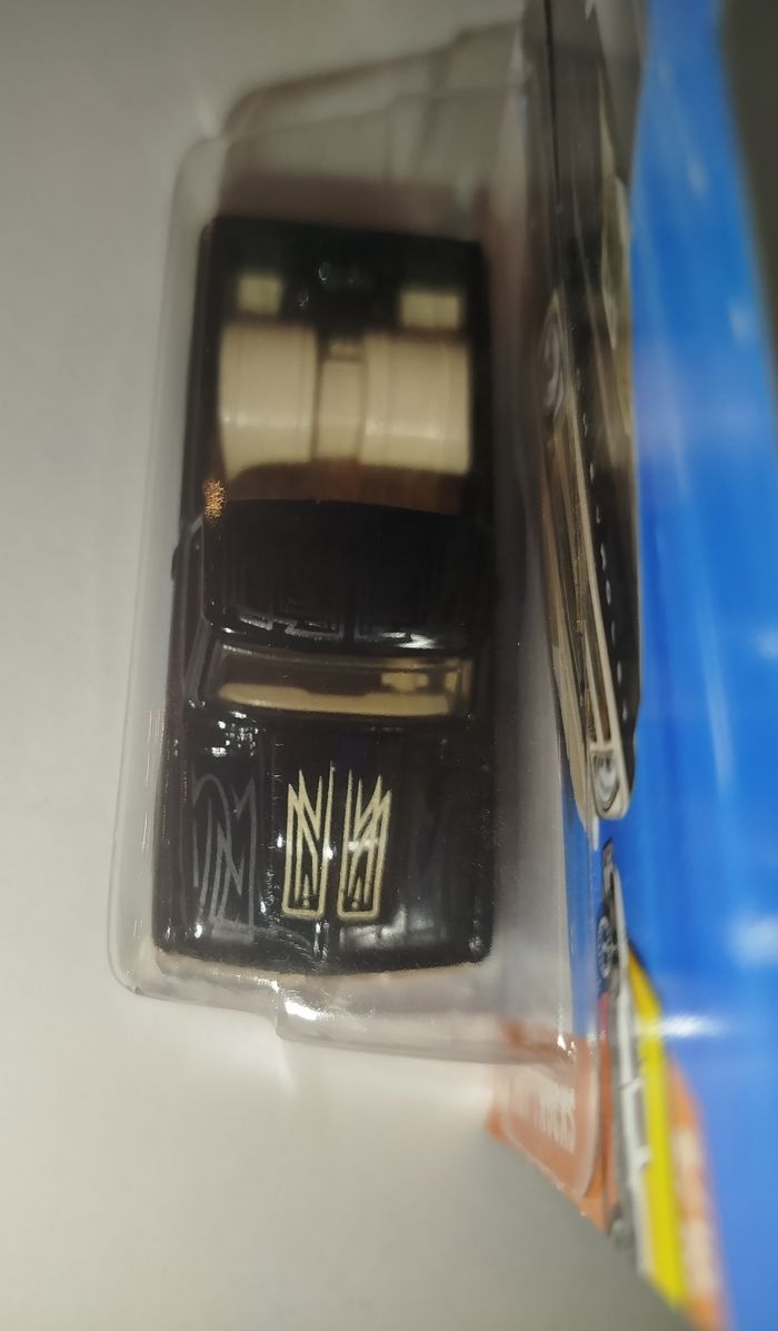 Hot Wheels '67 Chevy C10 2025 - photo numéro 6